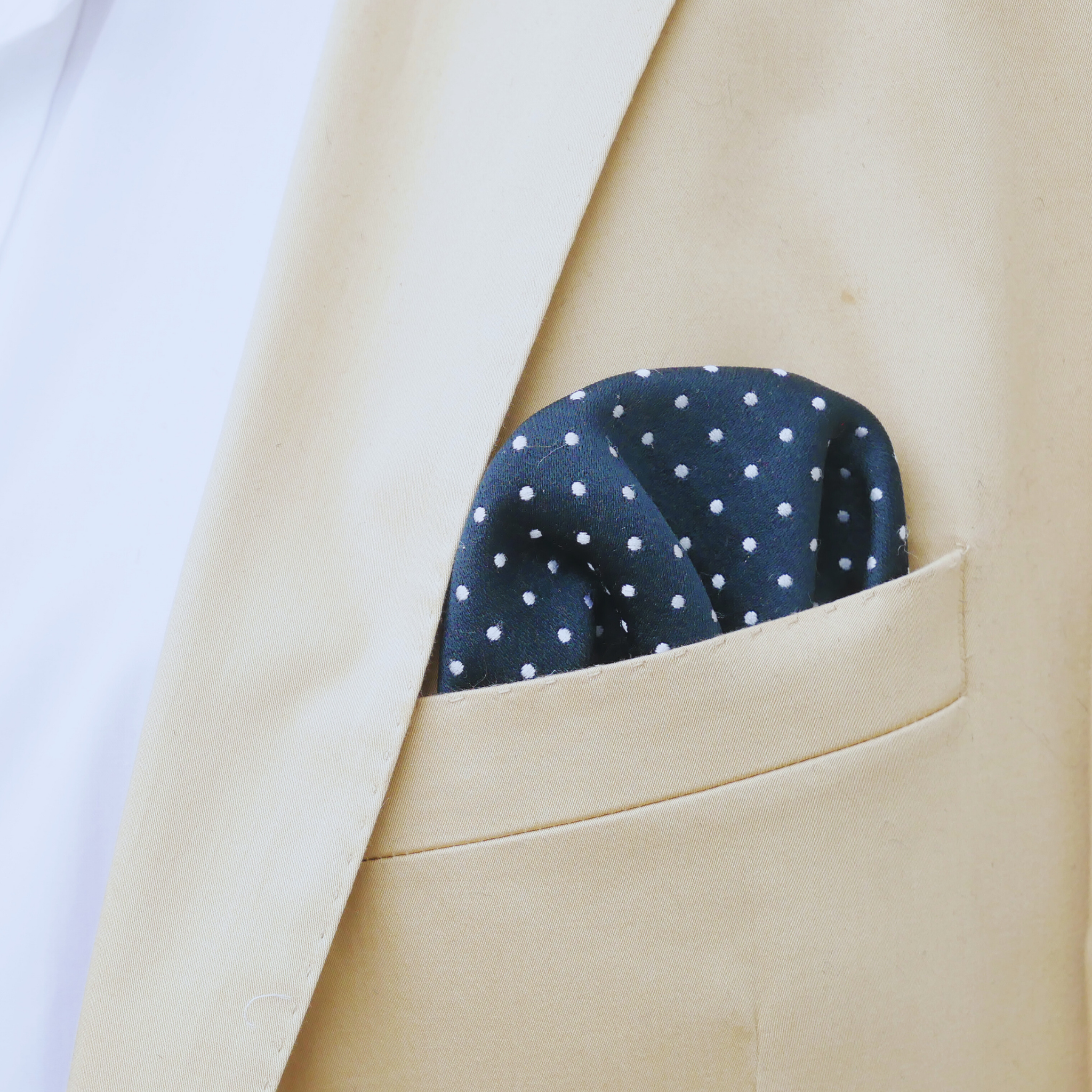 Einstecktuch blau mit weißen Punkten