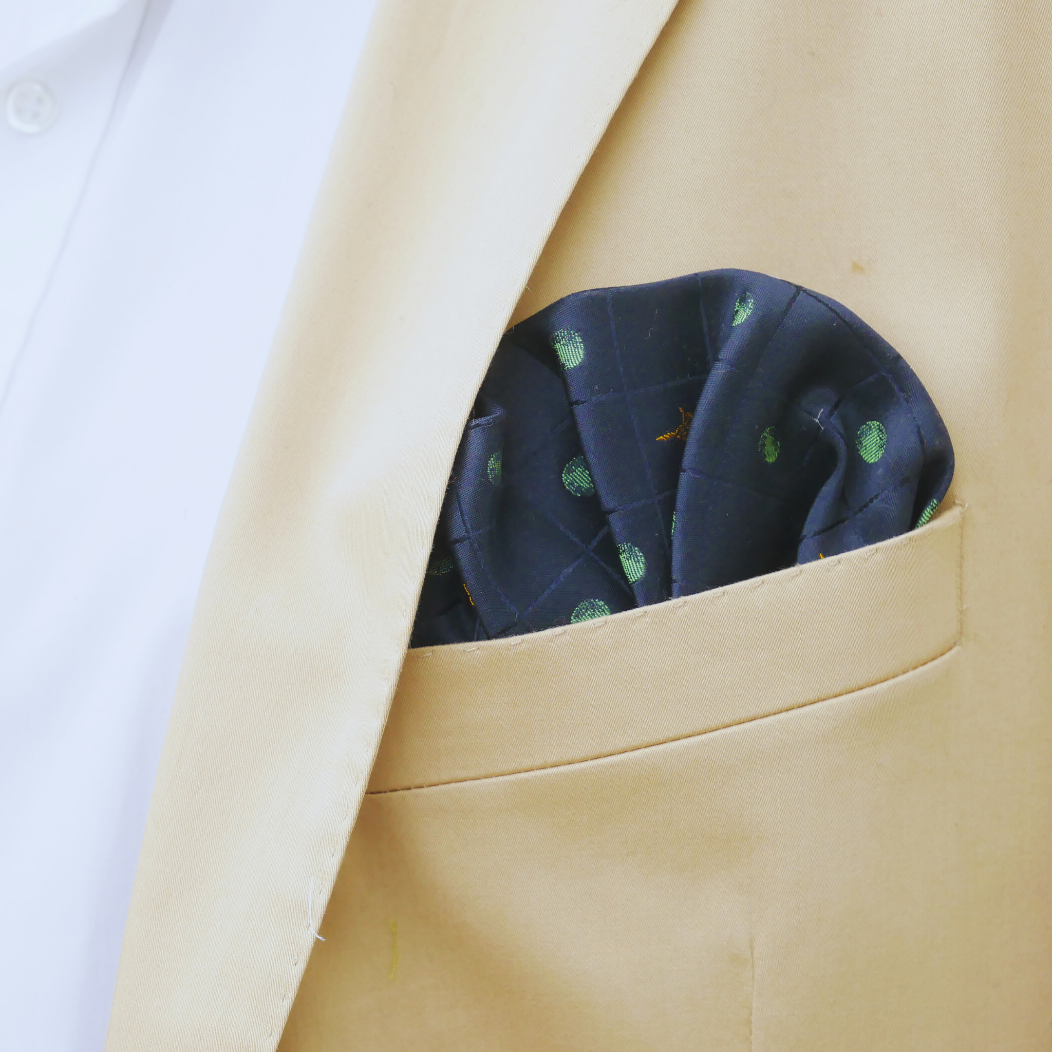 Einstecktuch blau mit grünem Muster