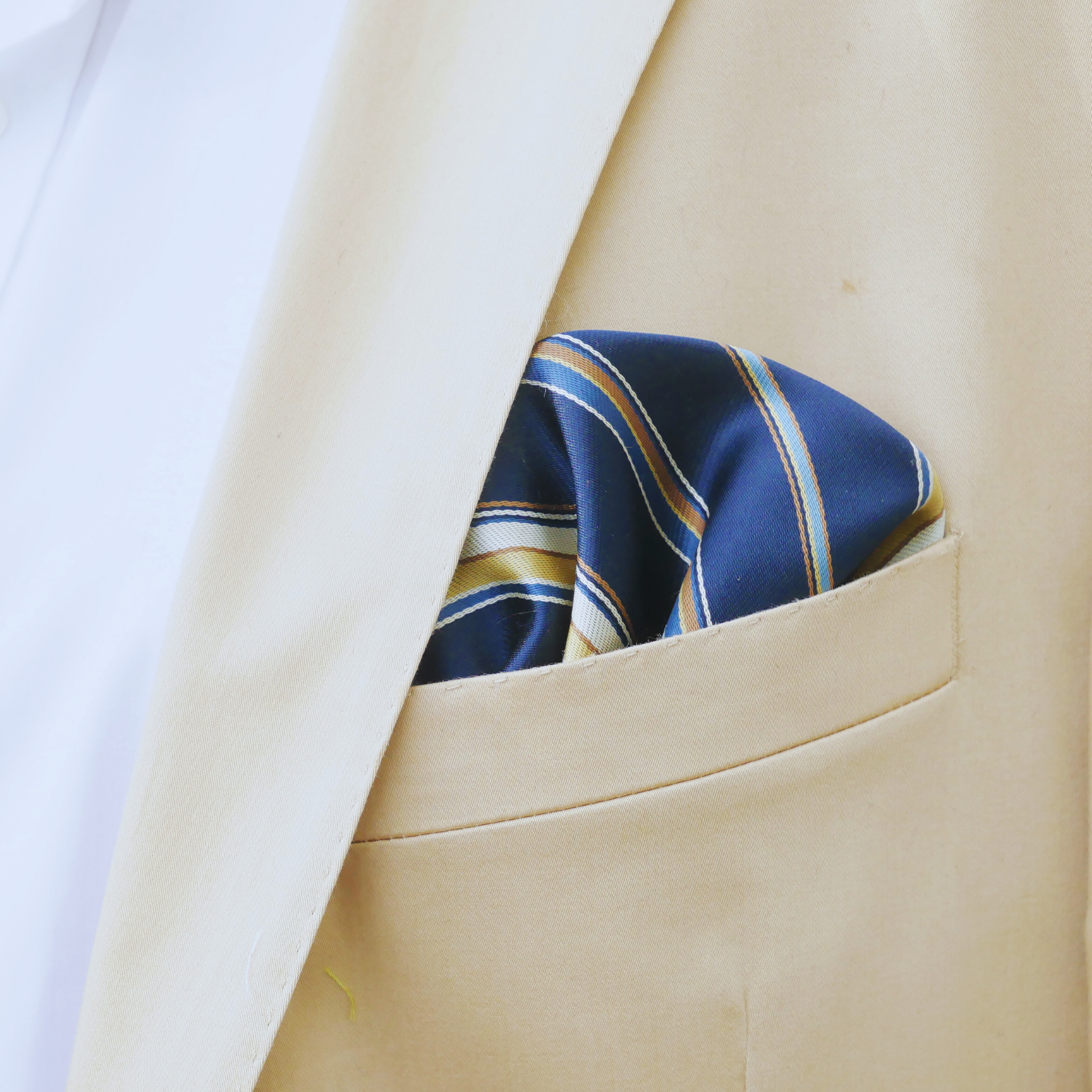 Einstecktuch blau gestreift