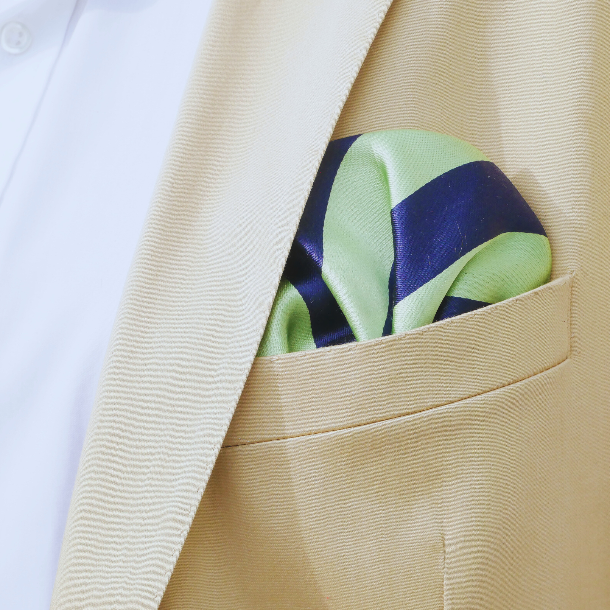 Einstecktuch grün / blau gestreift