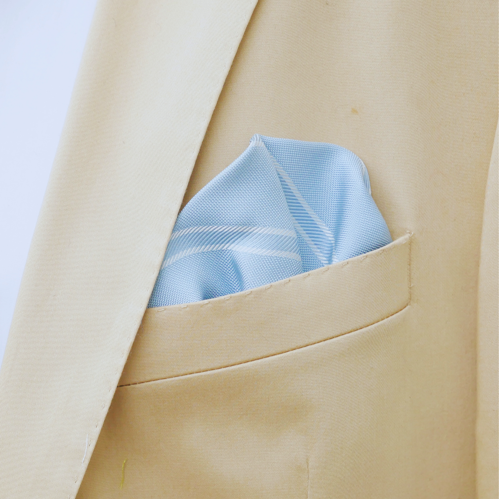 Einstecktuch blau gestreift