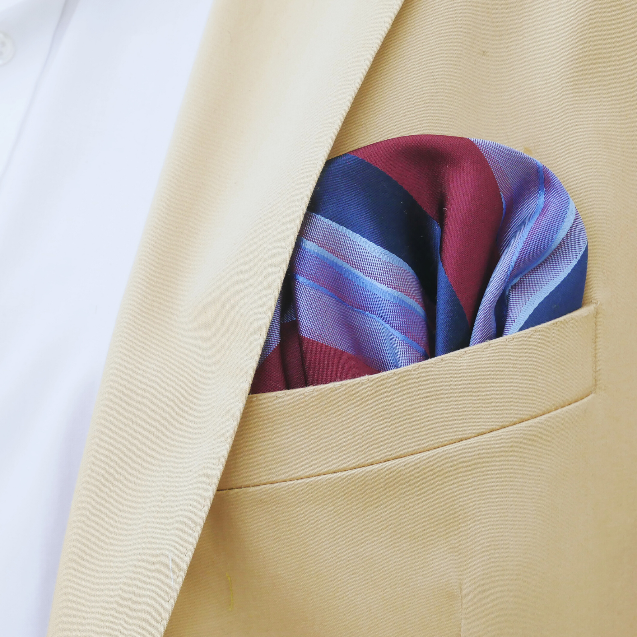 Einstecktuch blau / rot gestreift