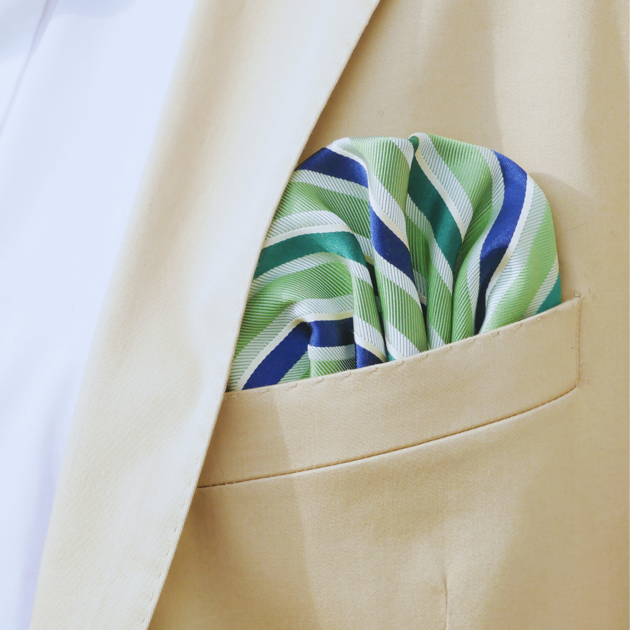 Einstecktuch grün / blau gestreift